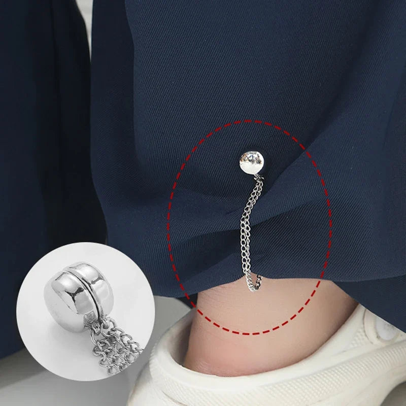 VaraLiving™ Elegant kjedebrosje – Sikkerhetsnål og midjespenne for skjorter